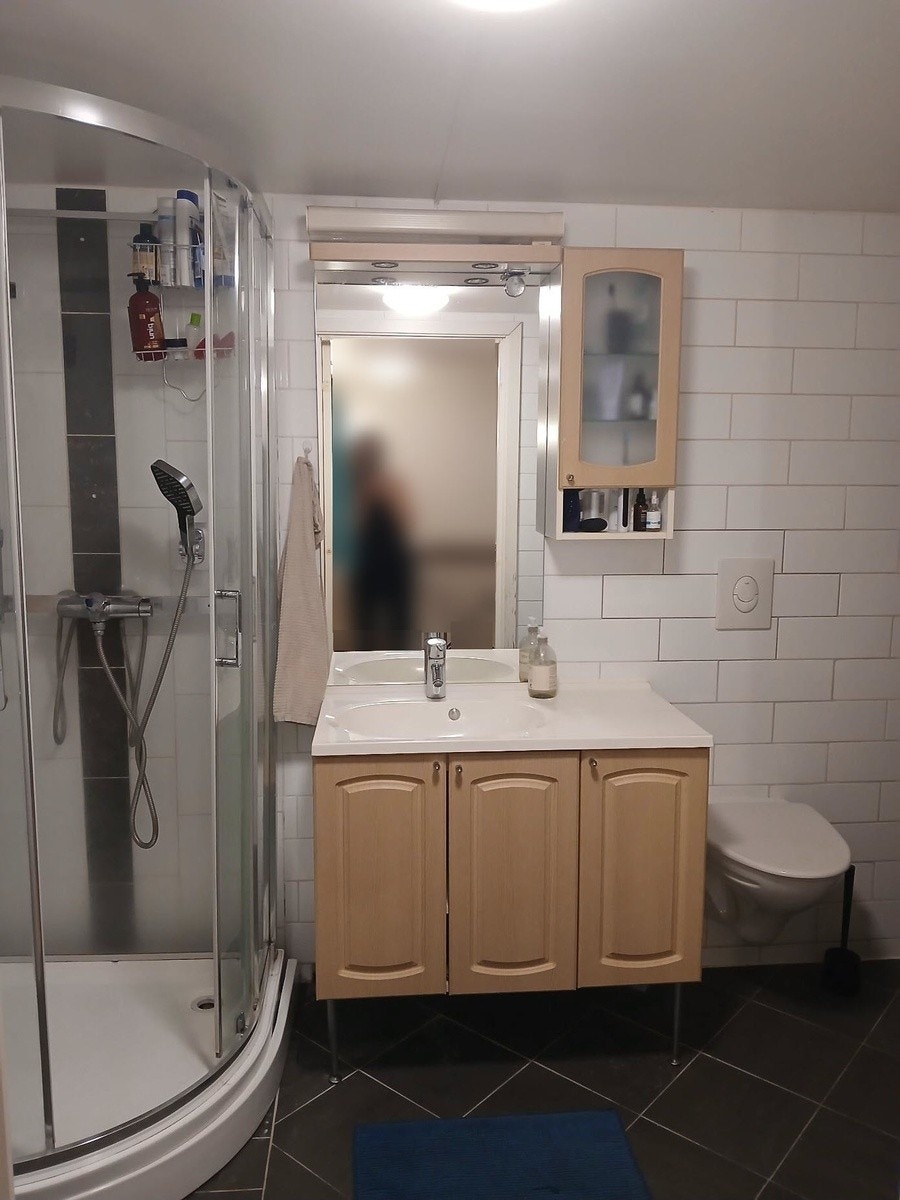 Bad oppe Galleribilde