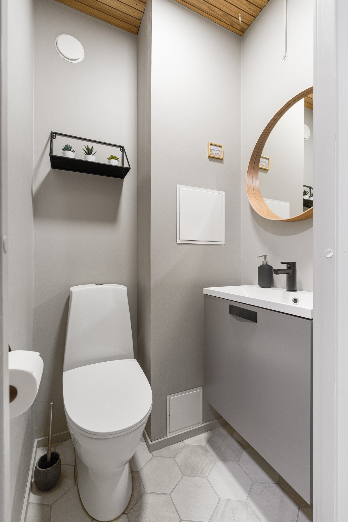 Separat toalettrom. Galleribilde