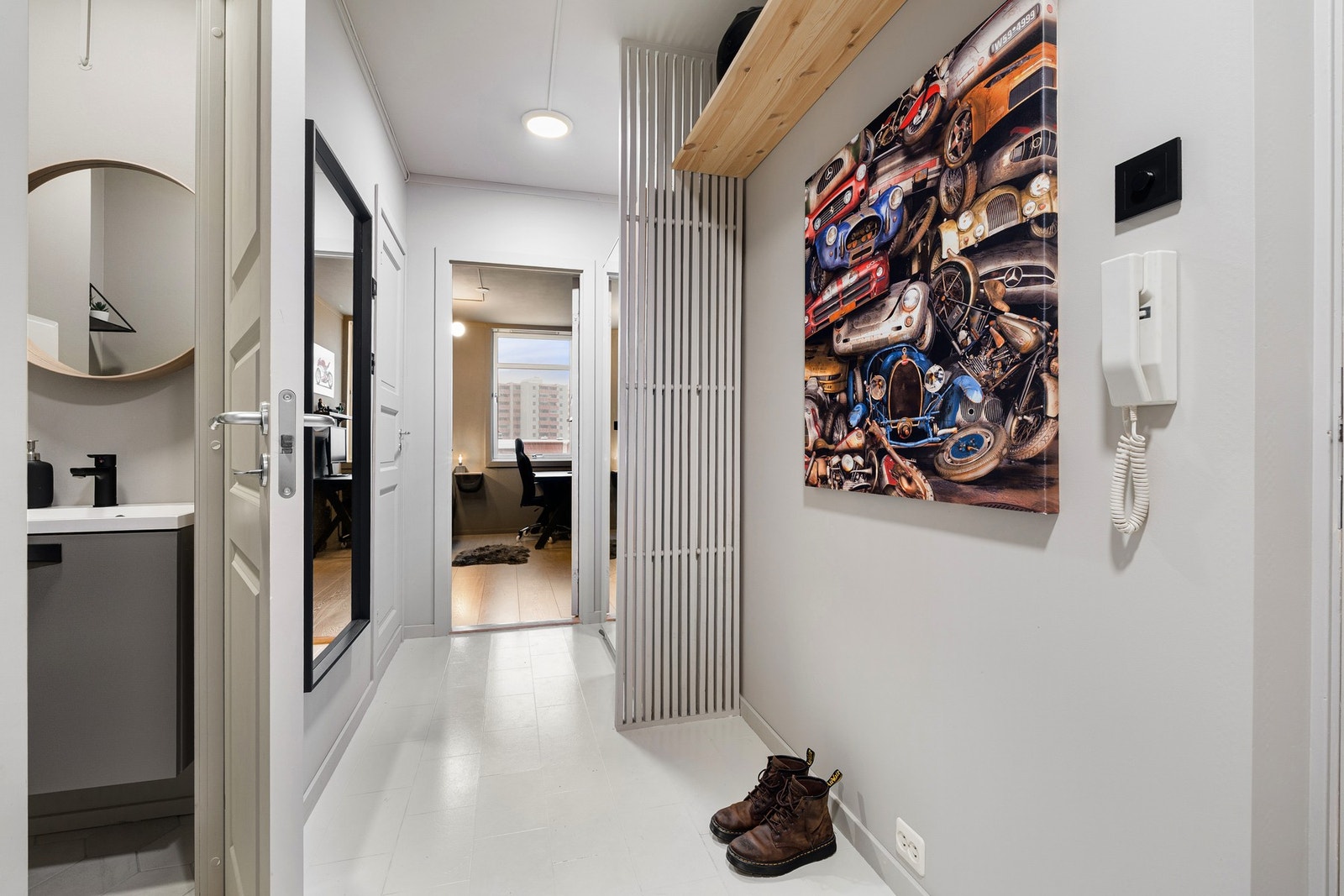 Lys og innbydende entré. Galleribilde