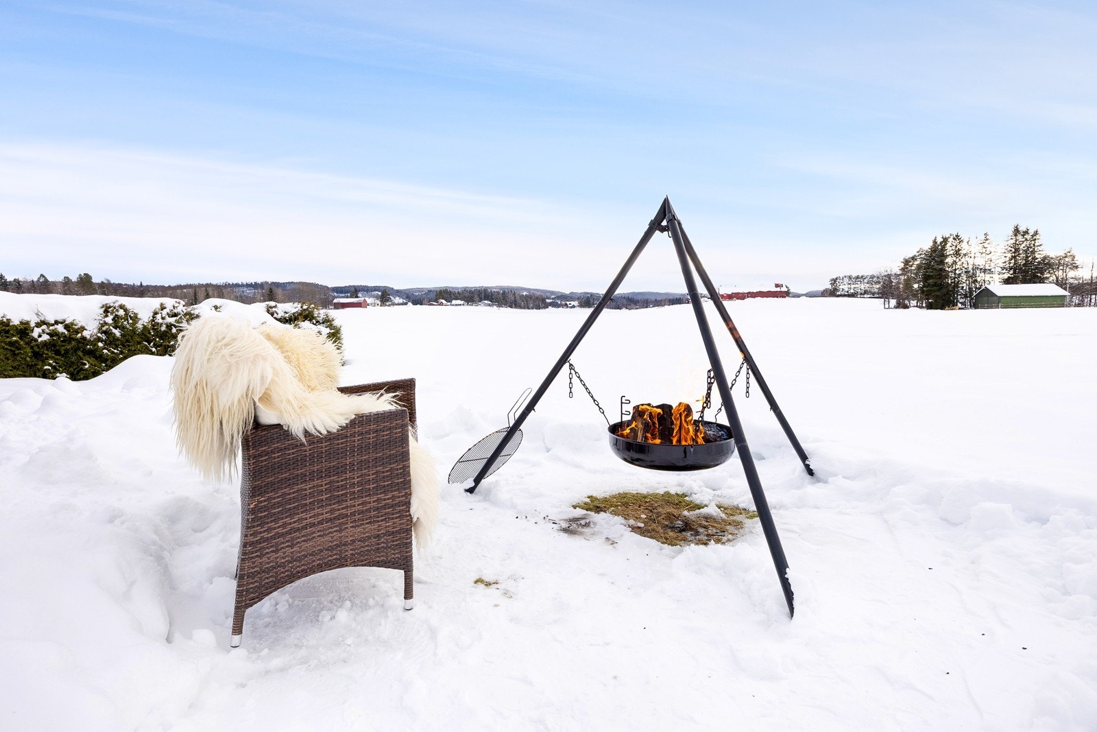 Uteområdene ligger usjenert og solvennlig til - hvor du kan følge solen gjennom det meste av dagen. Galleribilde