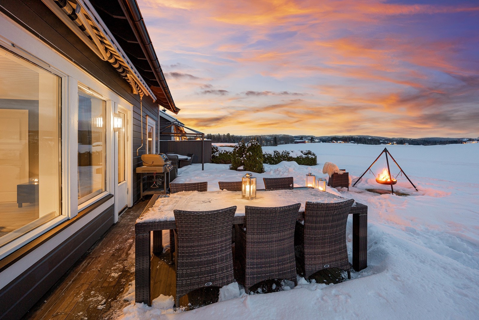 En velholdt og innbydende enebolig - i naturskjønne og barnevennlige omgivelser. Galleribilde