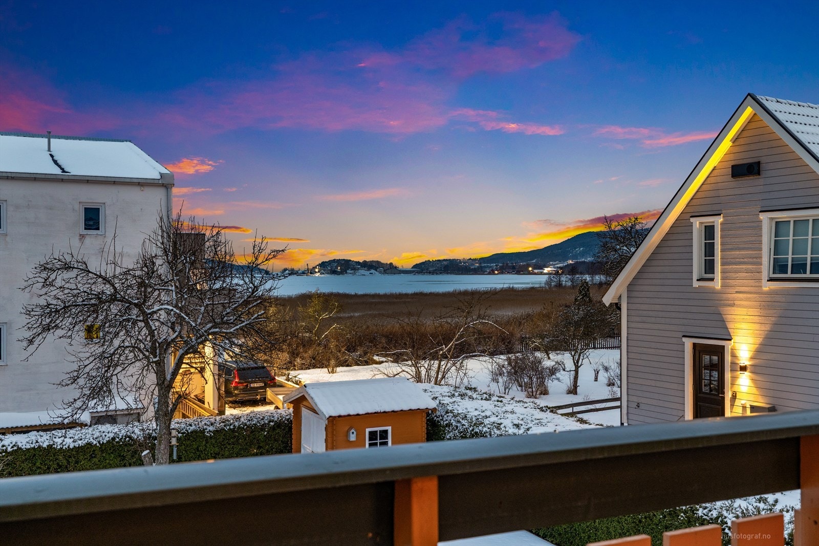 Utsikt fra balkong i 2.etasje. Galleribilde