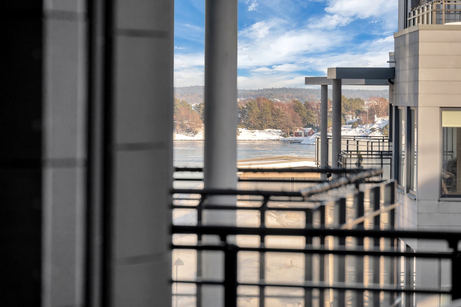 Utsikt. Galleribilde