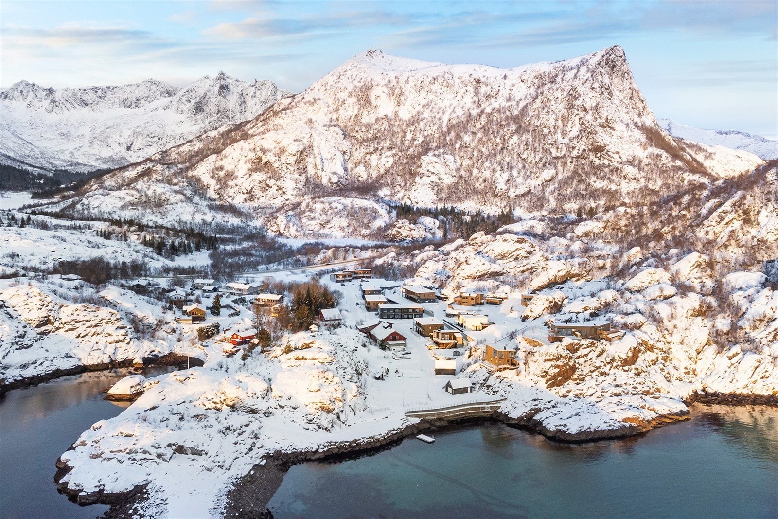 Det er opparbeidet et veldig fint område nede ved sjøen Galleribilde