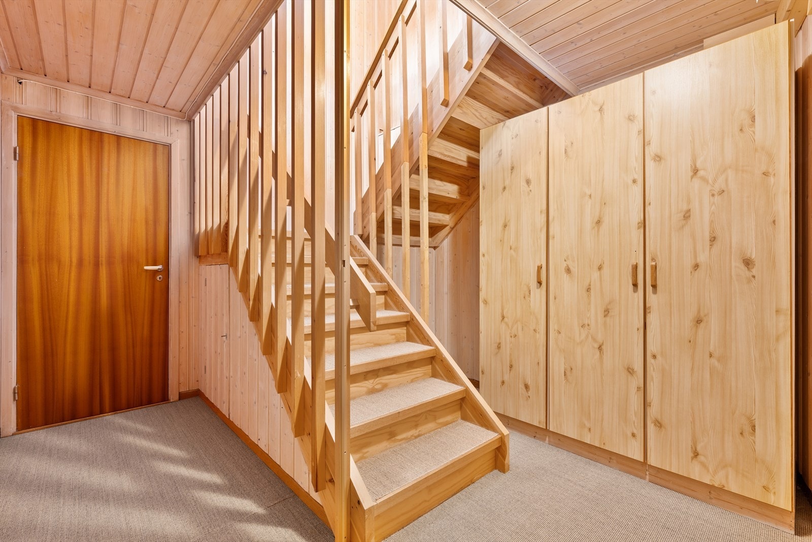 Nedgang til u.etg. Galleribilde