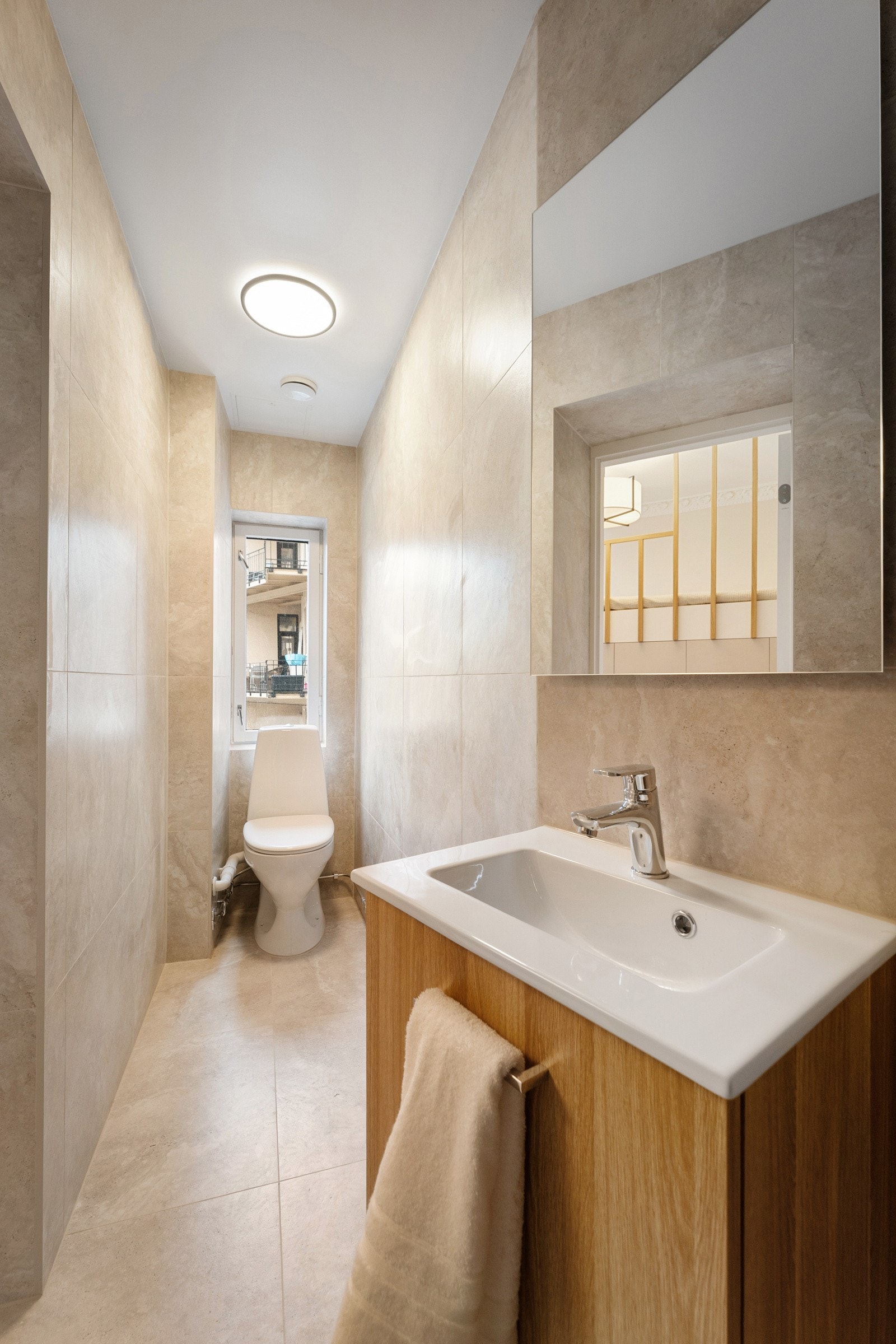 Nyoppusset og moderne bad - Fellesvaskeri i hver etasje Galleribilde