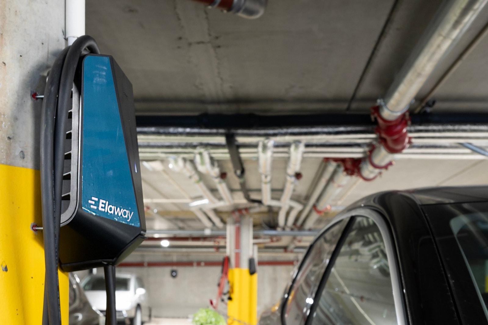 Det er installert elbillader. Galleribilde