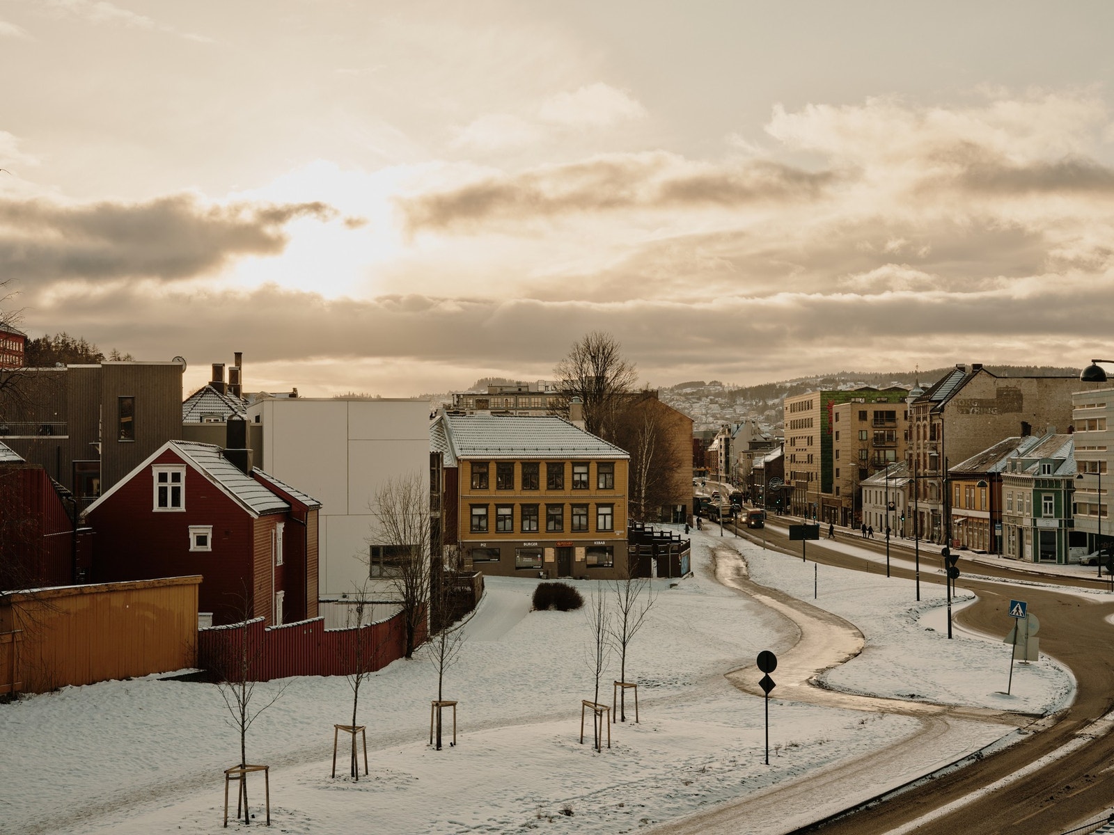 NTNU Gløshaugen og St. Olavs Hospital 10 minutter unna med buss/sykkel Galleribilde