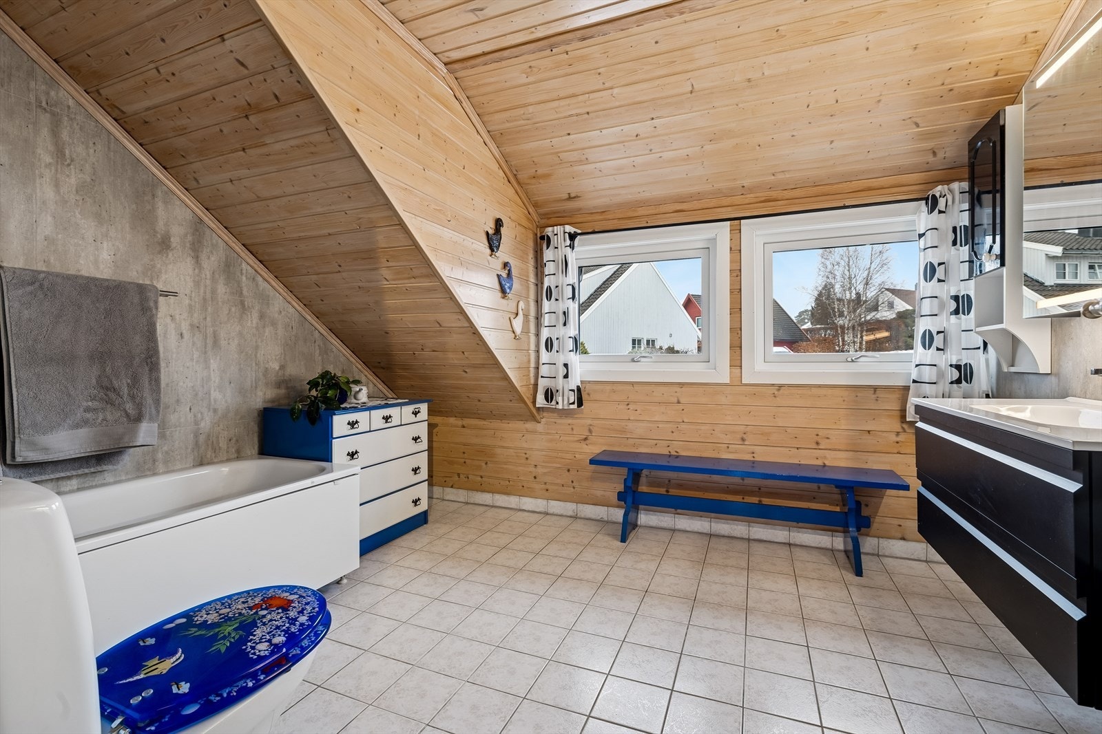 Bad i 2.etg Galleribilde