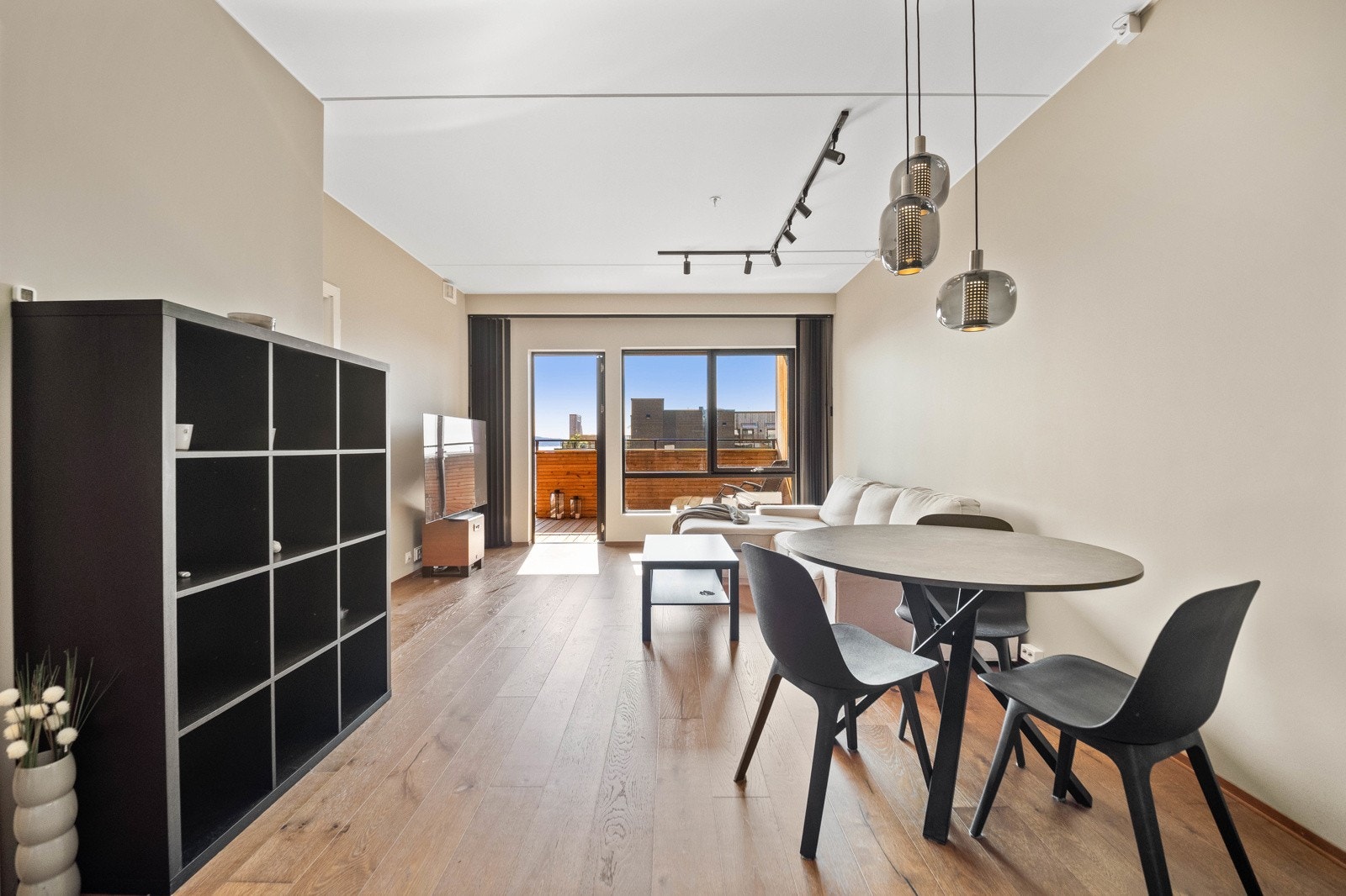 Plass til spisebord i stuen Galleribilde