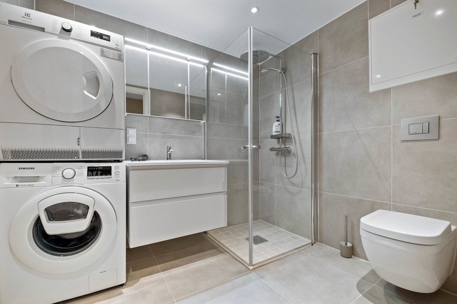 Flott flislagt bad Galleribilde