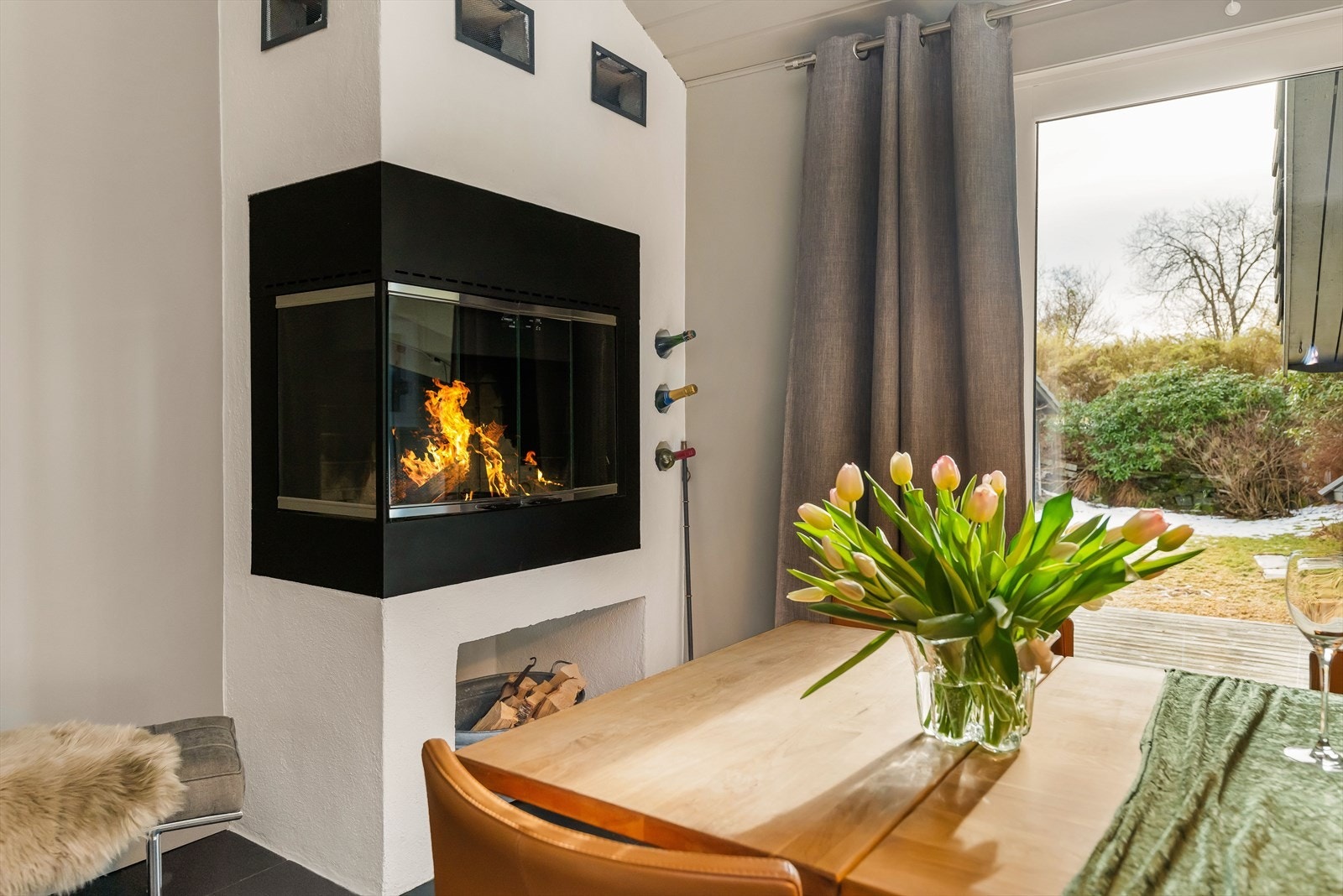 Peisen ble installert i 2000 og gir god varme. Galleribilde