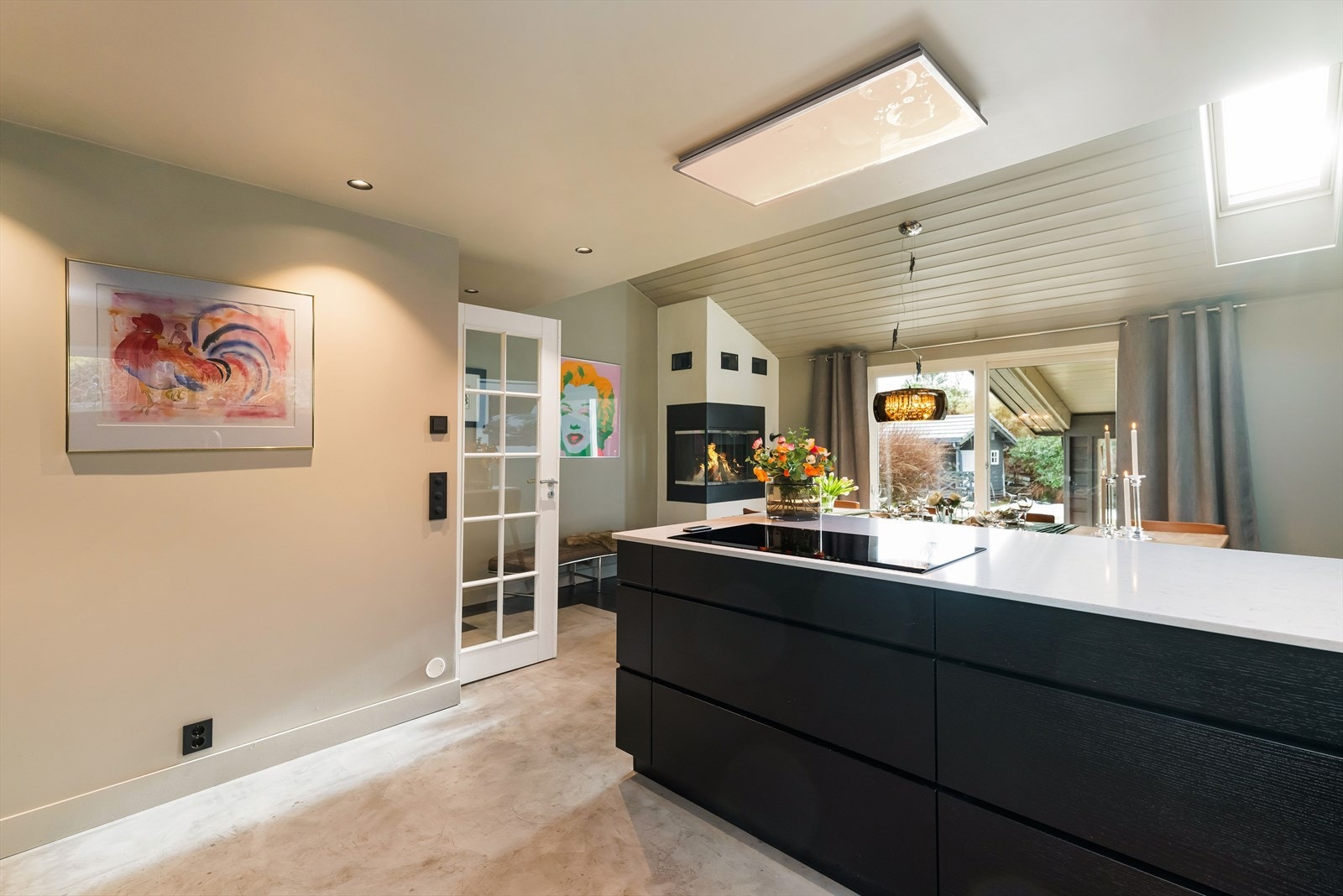 Legg merke til takvinduet som gir ekstra godt med lys. Galleribilde