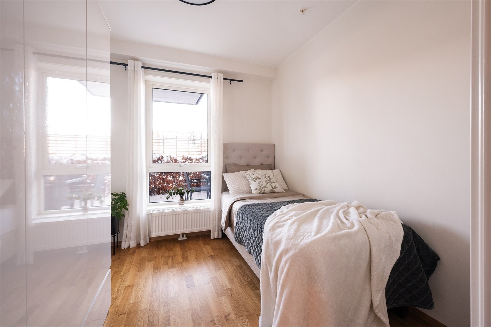 Soverom to passer utmerket til gjesterom, barnerom eller kontor - alt etter behov. Galleribilde