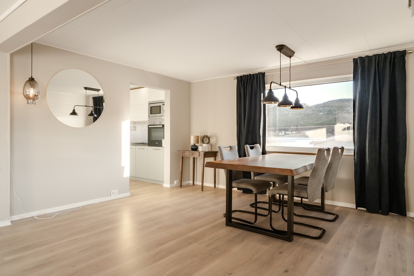 Tak og vindu på boligen ble byttet i 2018. Galleribilde