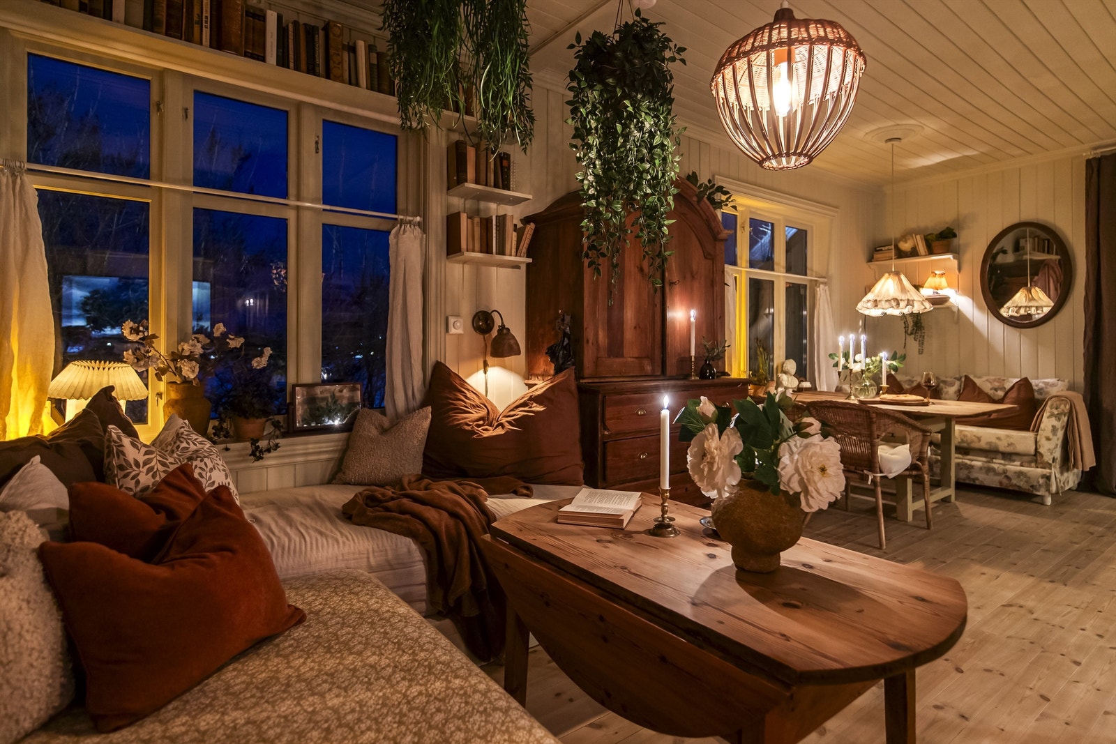 Åpen og sosial stue Galleribilde