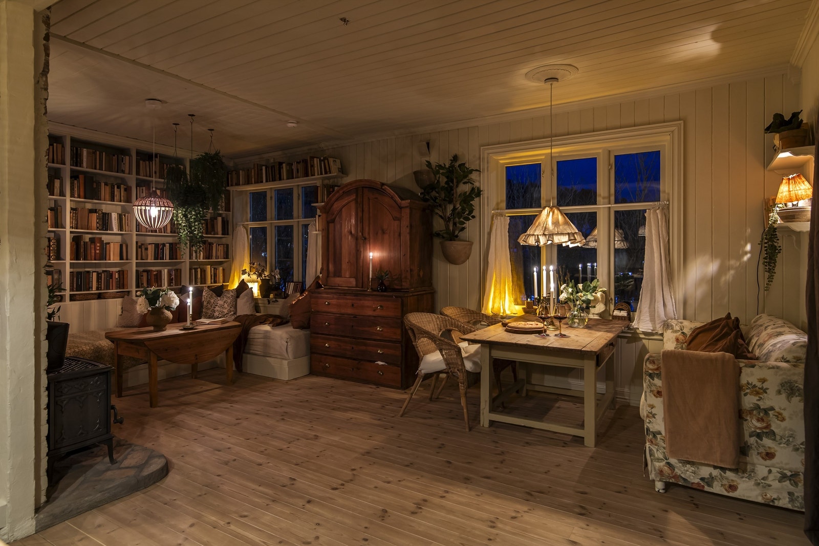 Stuen er fint inndelt i flere soner Galleribilde