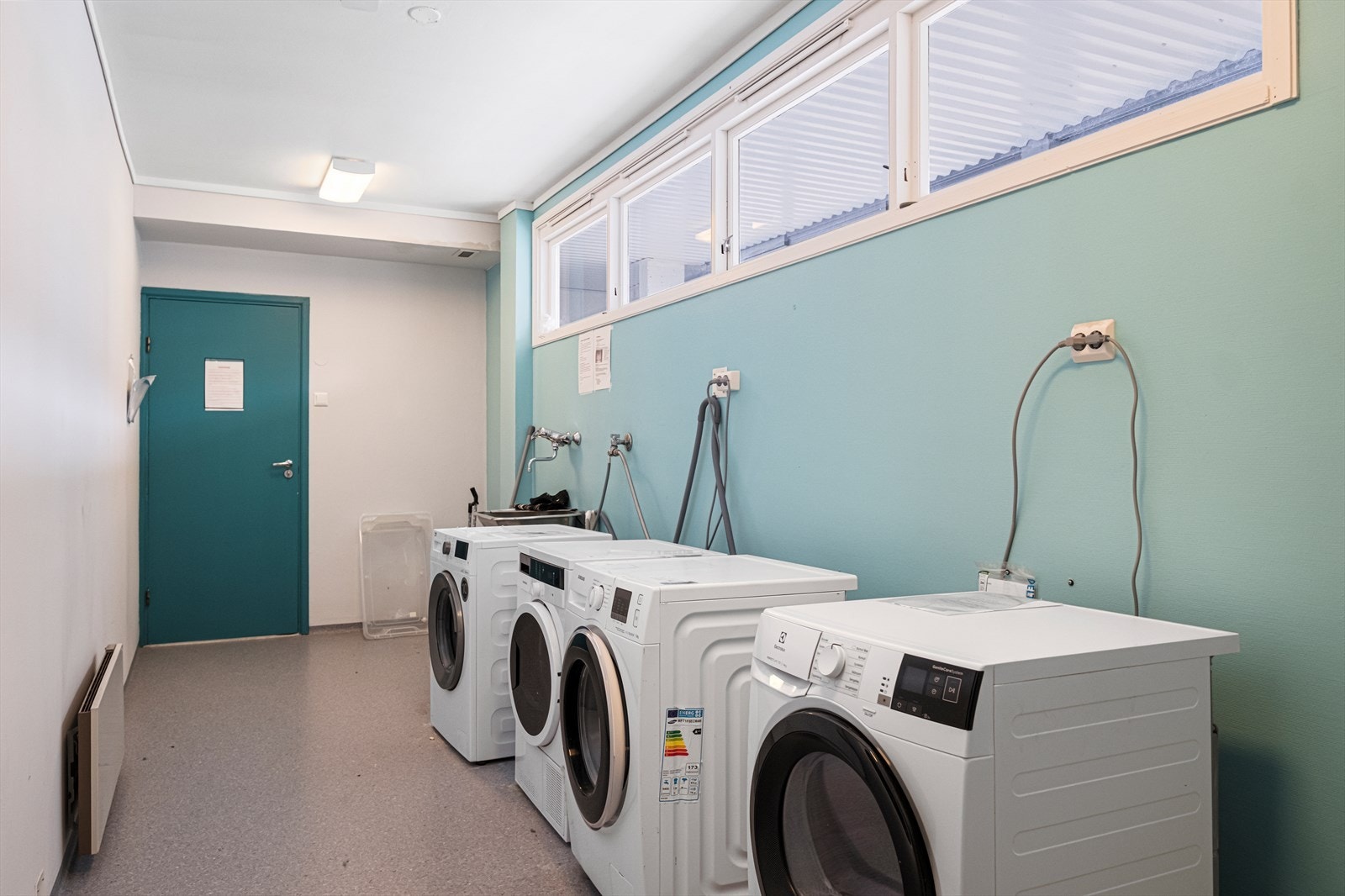 Felles vaskerom. Galleribilde