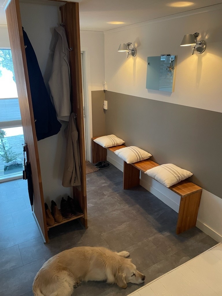 Hyggelig inngangsparti for små og store - også firbente Galleribilde