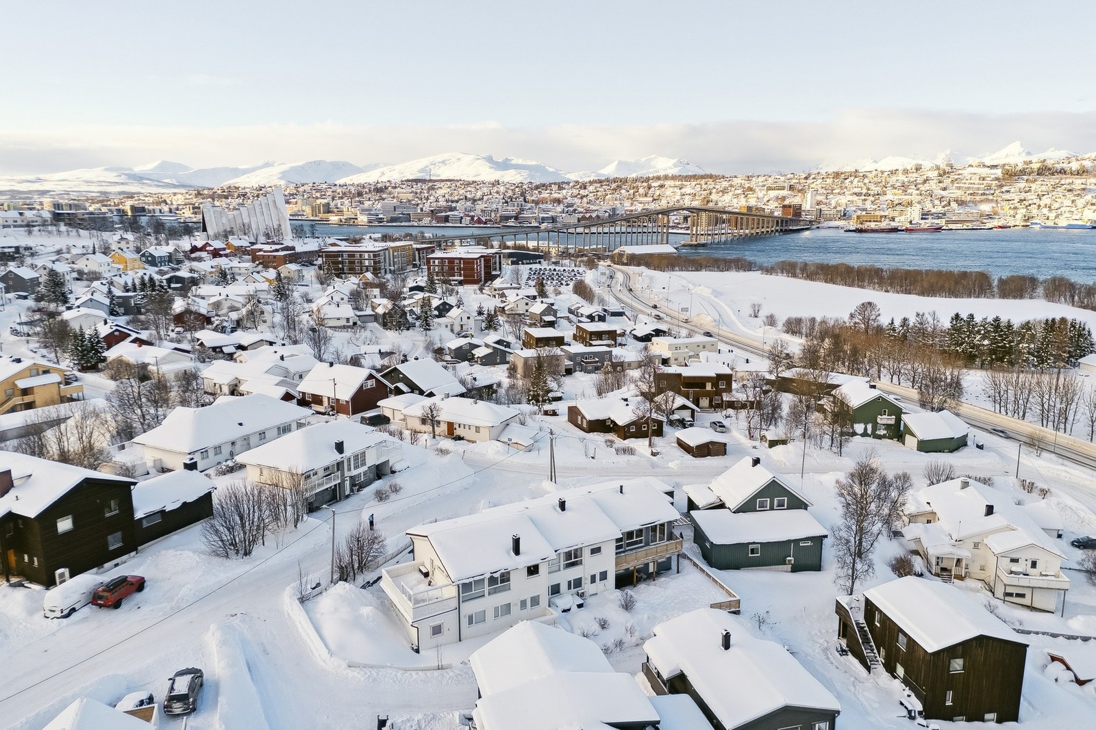 Gode bussforbindelser gjør det enkelt å komme seg rundt. Galleribilde
