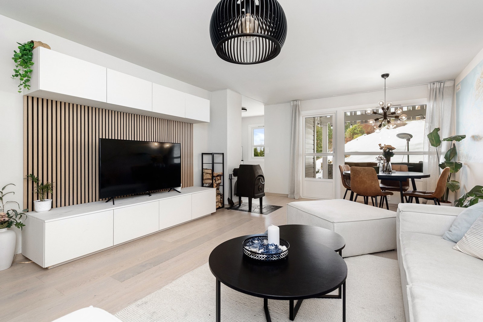 Velkommen til flotte Heramb-Aamots veg 25A! Galleribilde