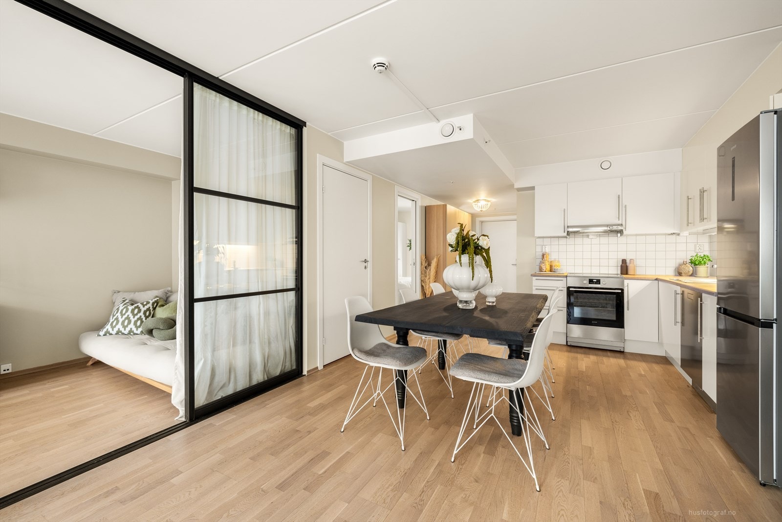 Her er det plass til å samles til et hyggelig lag. Galleribilde