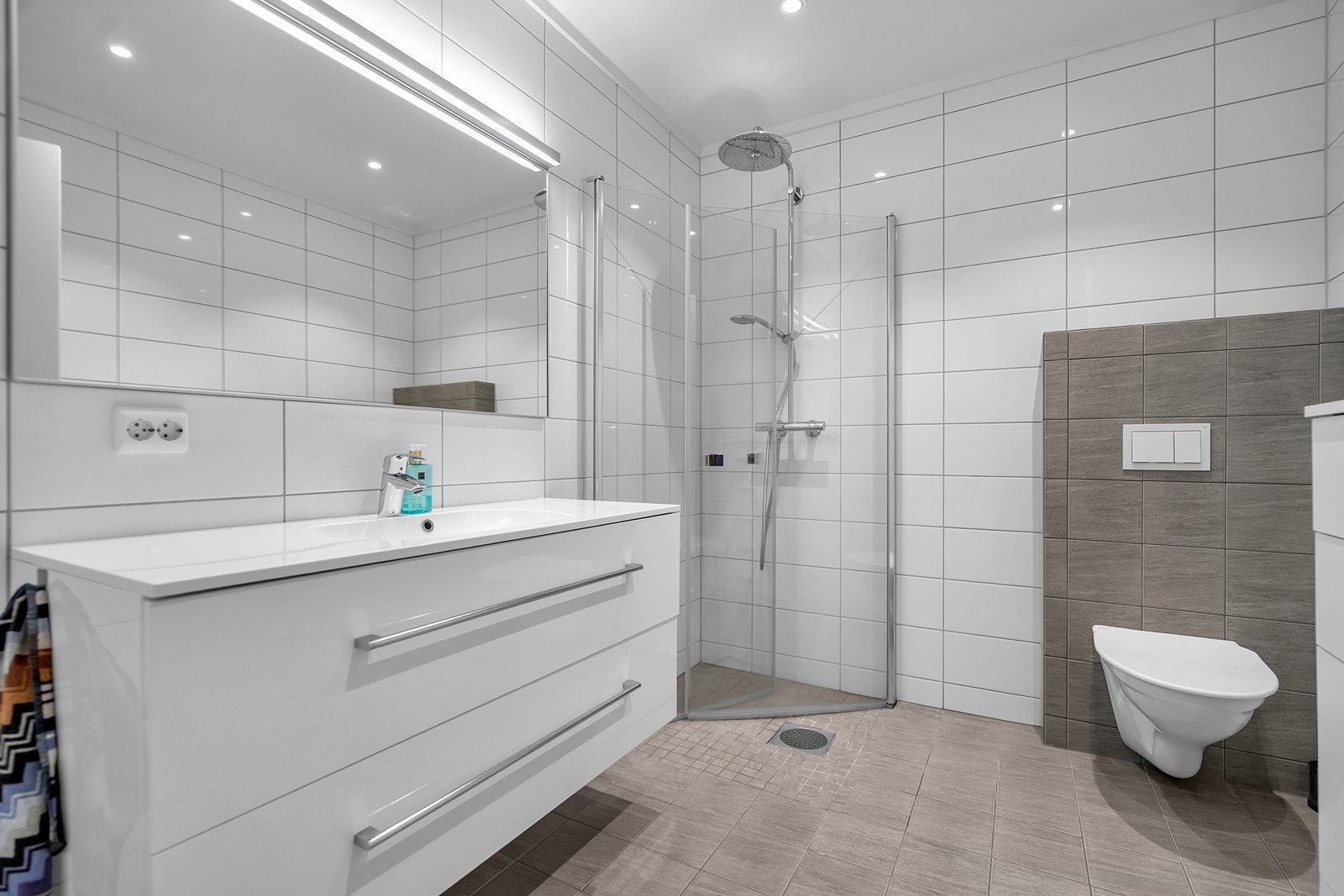 Bad underetasje Galleribilde