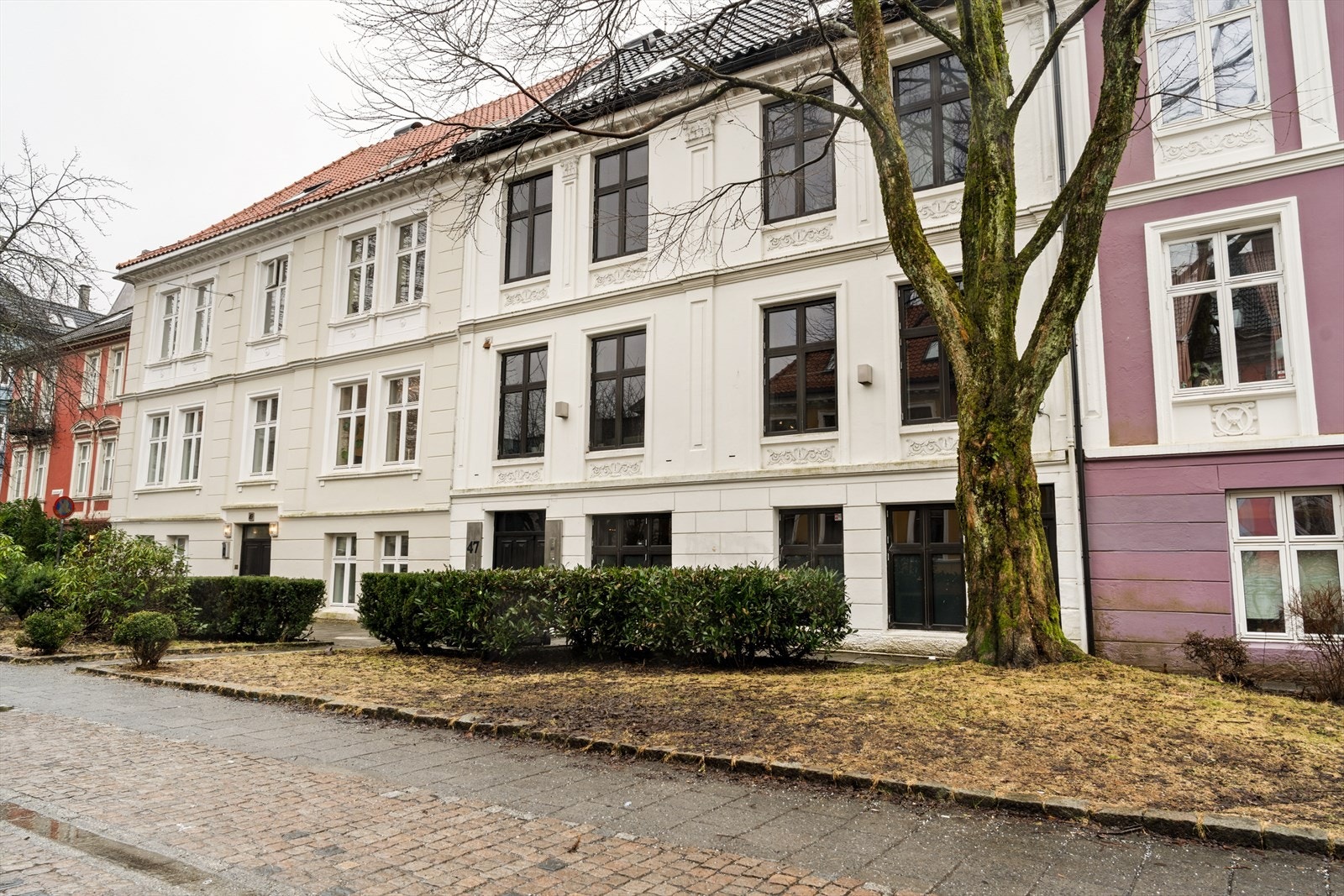 Rolig og barnevennlig beliggenhet i bilfri gate. Galleribilde