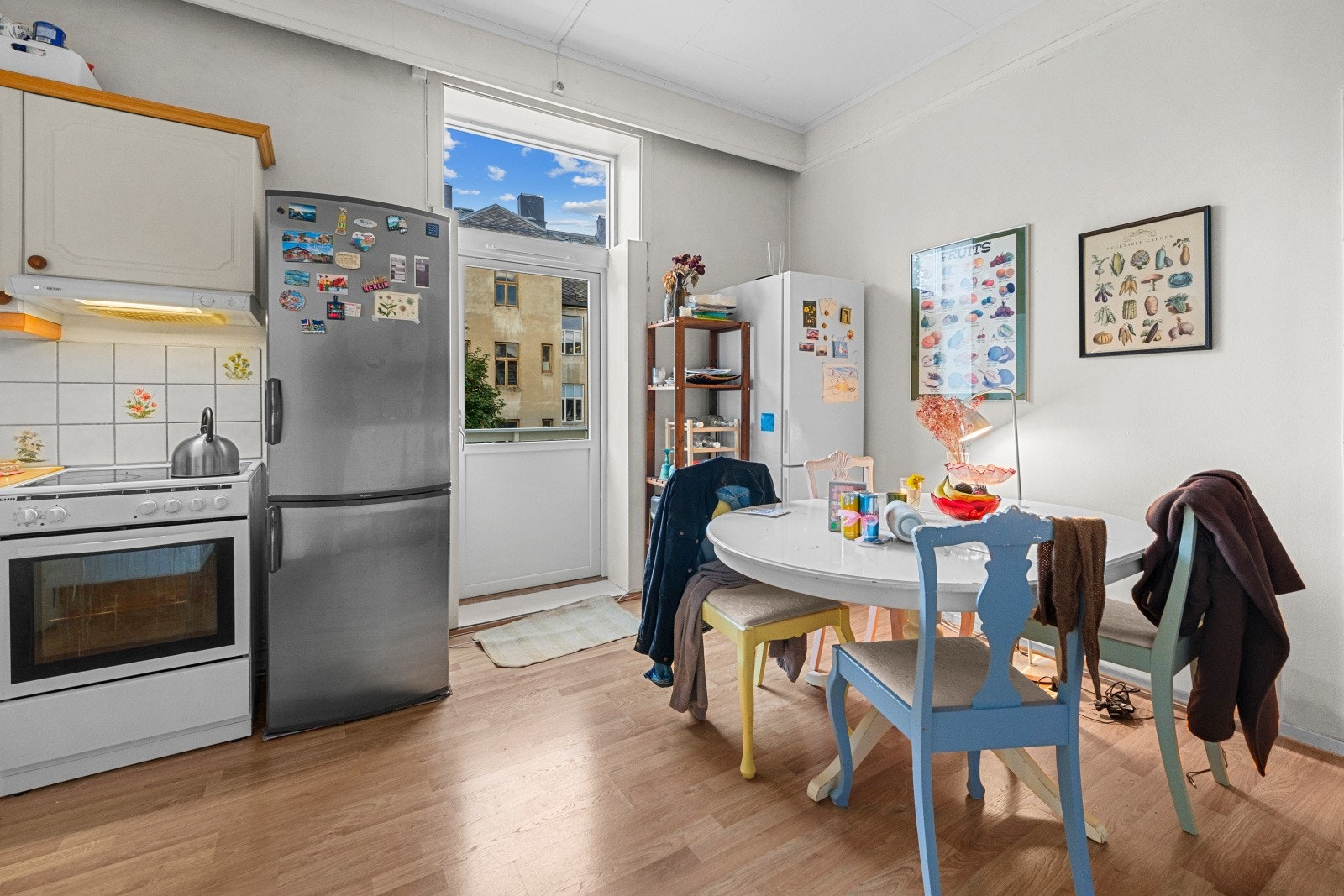 Kjøkken med utgang mot egen balkong Galleribilde