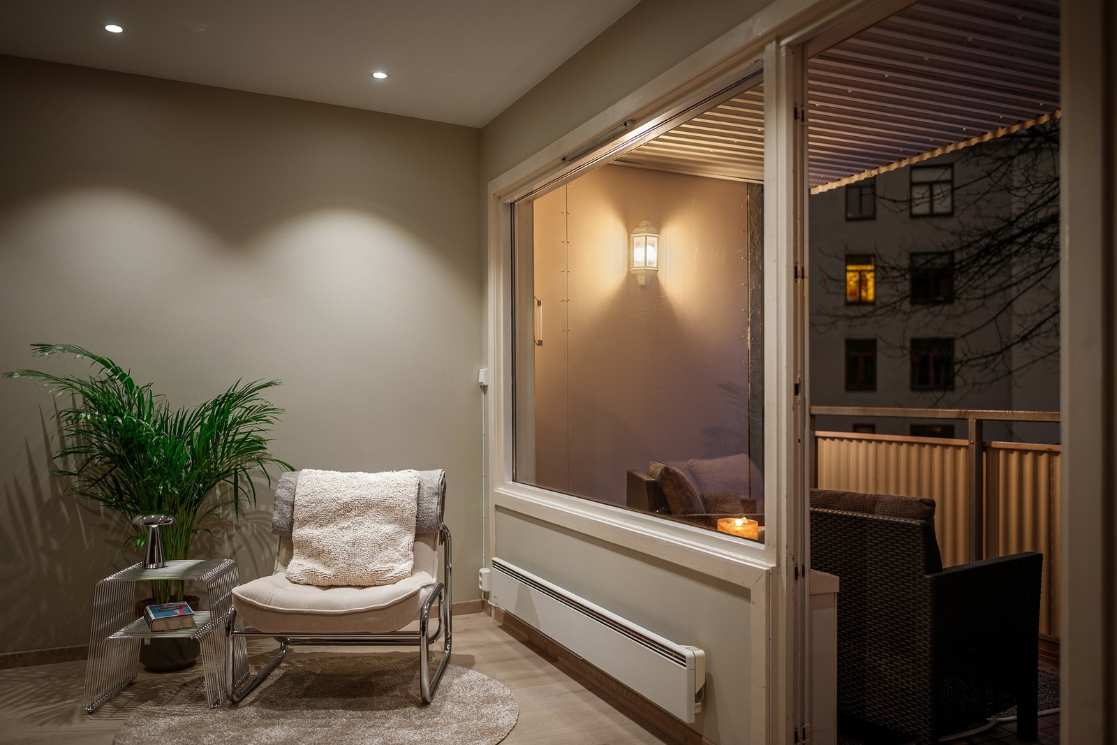 Fra stuen har man direkte utgang til flott balkong. Galleribilde