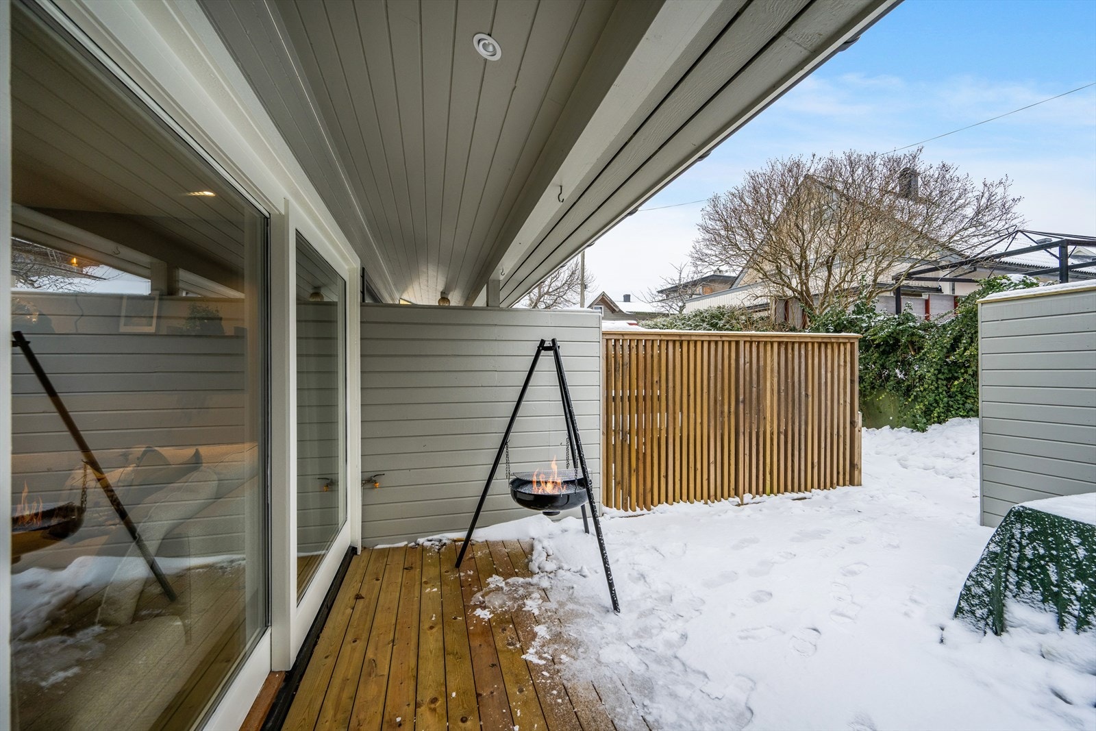 Romslig uteplass/markterrasse. Galleribilde