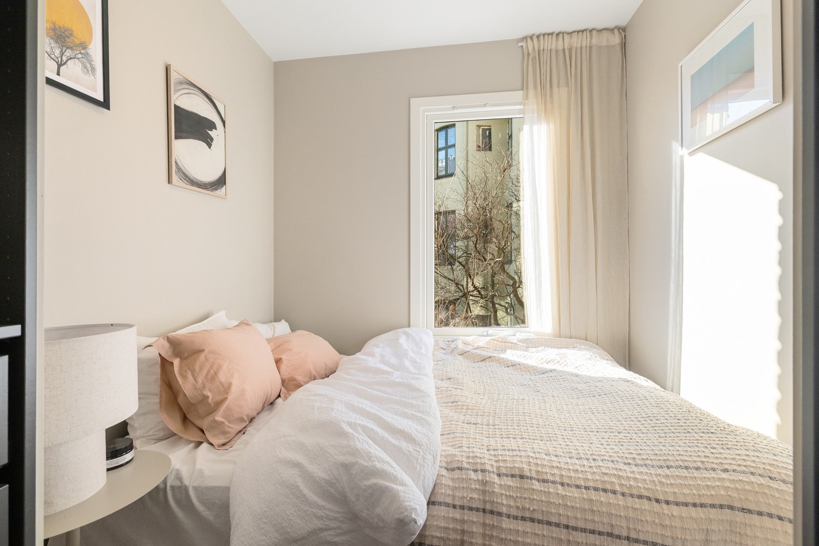 Plass til dobbeltseng. Galleribilde