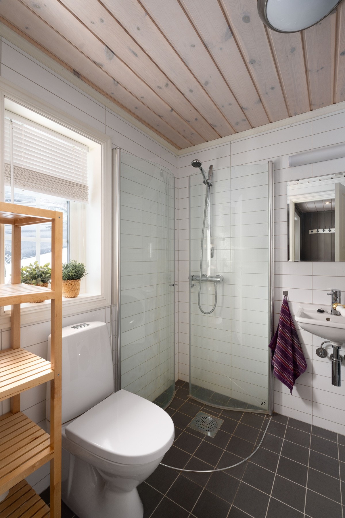 Bad nr. 2 har opplegg for vaskemaskin. Galleribilde