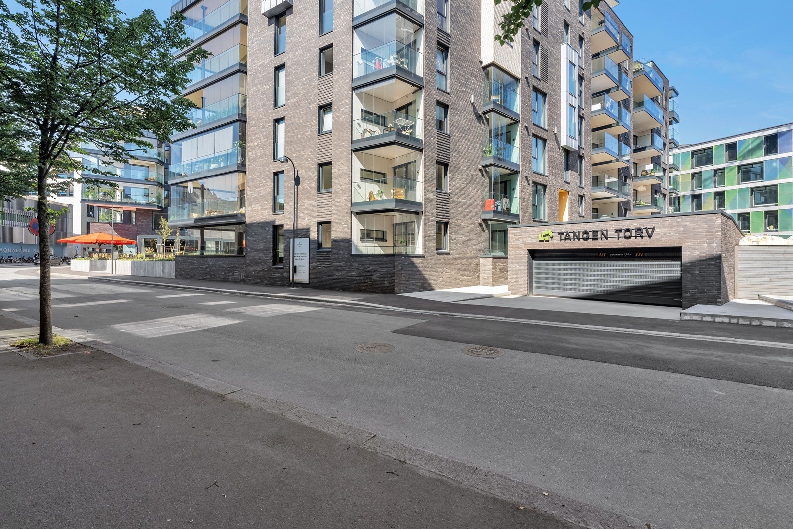 Attraktiv og sentral beliggenhet i hjertet av Kristiansand med kort vei til alt du skulle trenge i hverdagen. Galleribilde