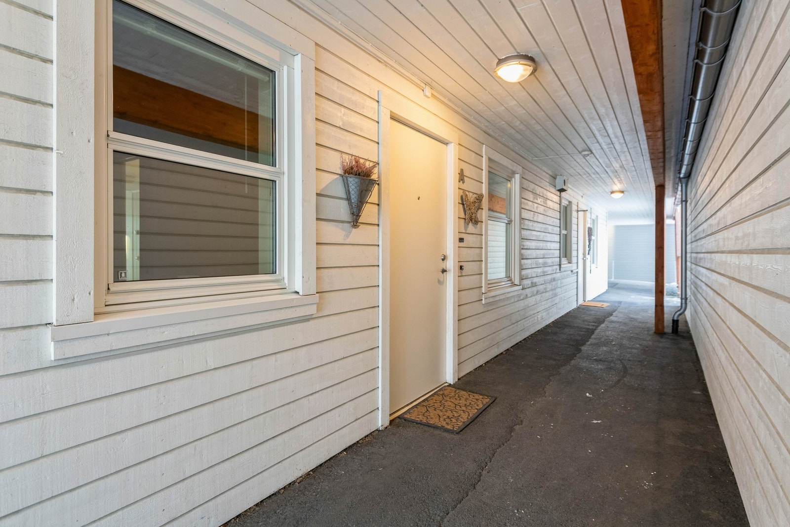 Takoverbygget svalgang. Galleribilde