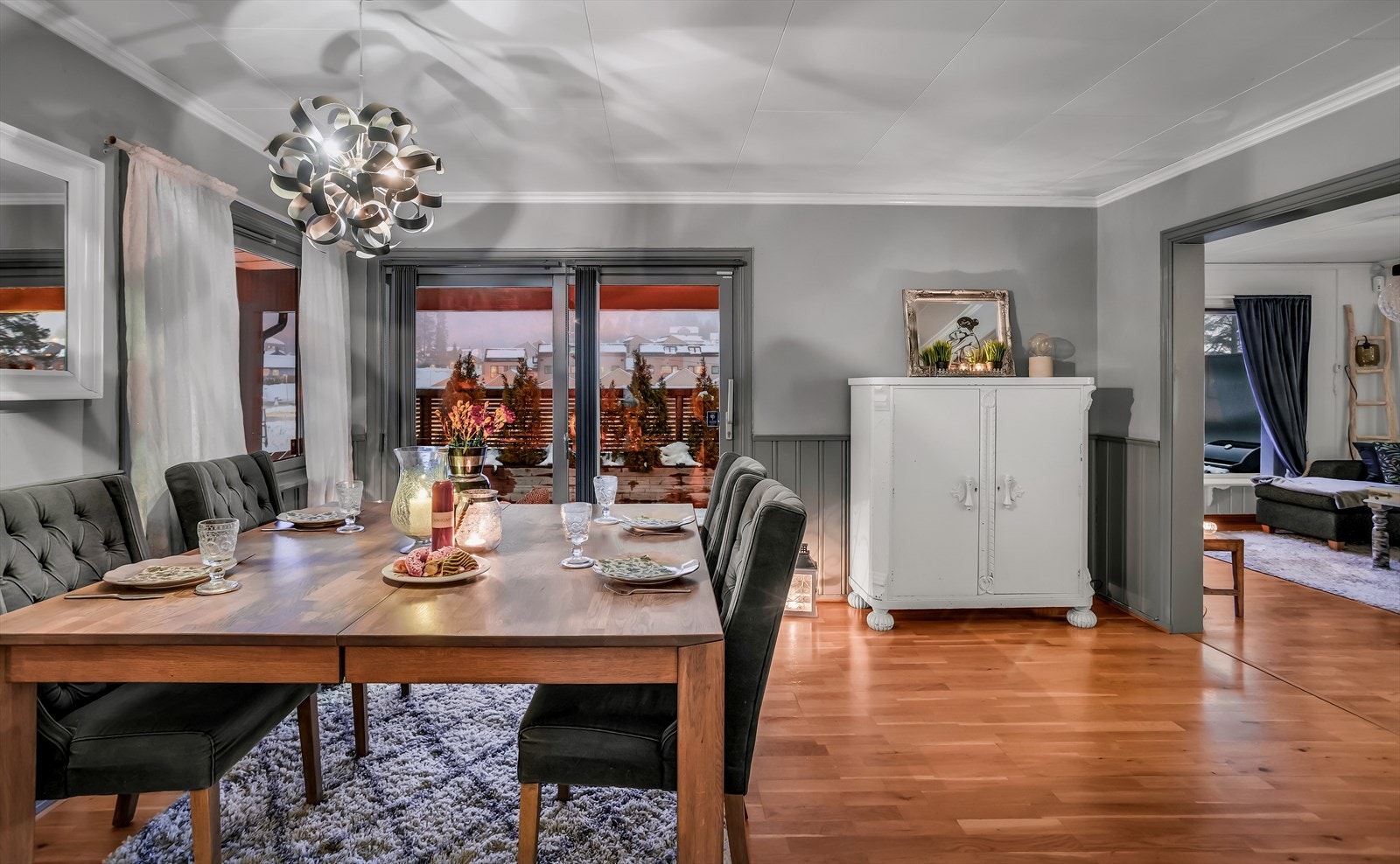 Her er det god plass for sosiale sammenkomster med familie og venner. Galleribilde