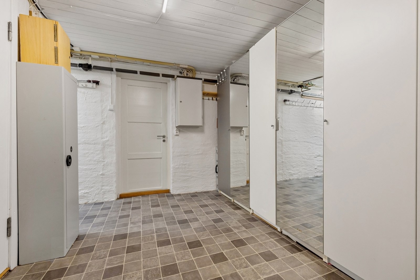 Gang / garderobe u.etg. Galleribilde