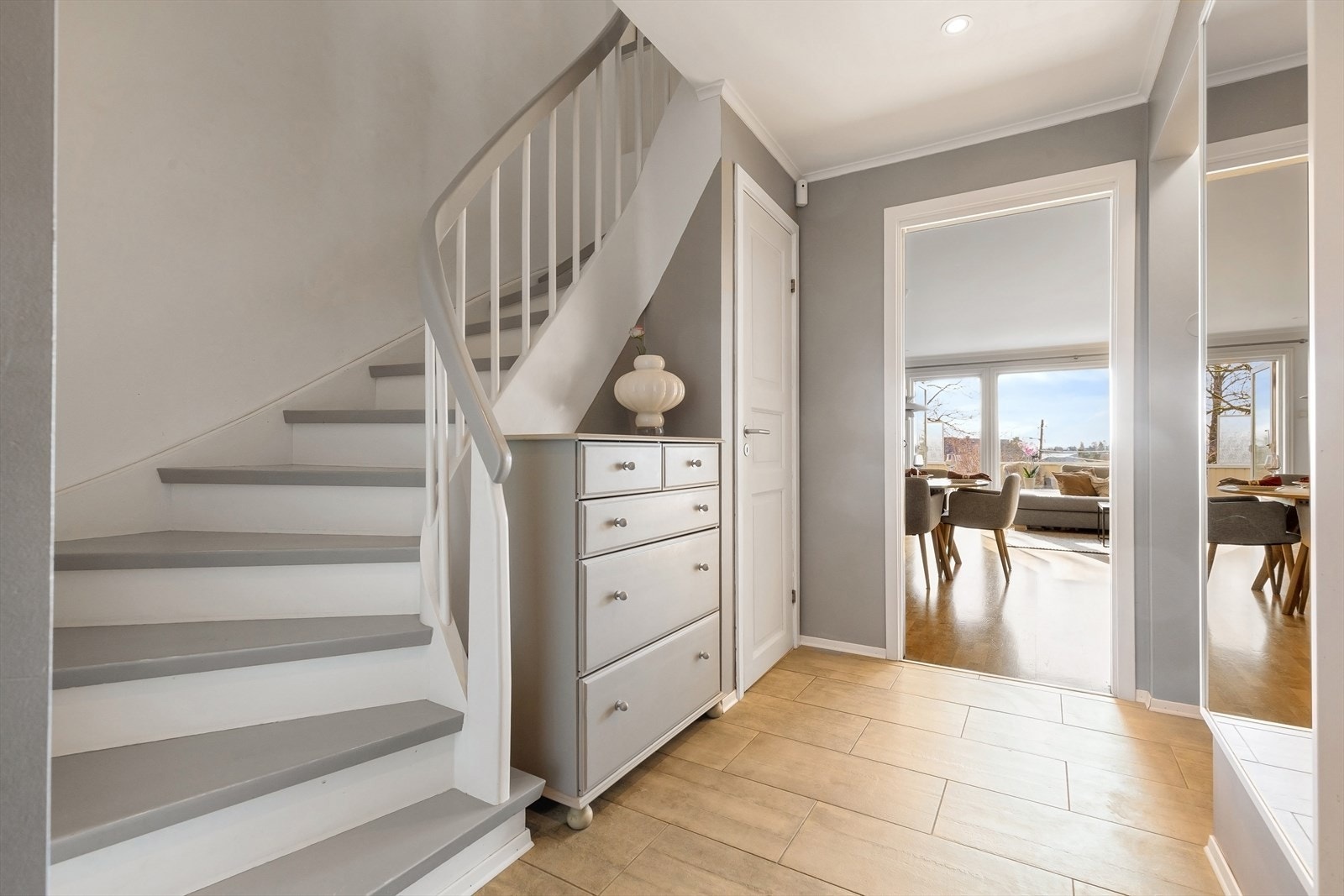 Hall 1.etg. Galleribilde