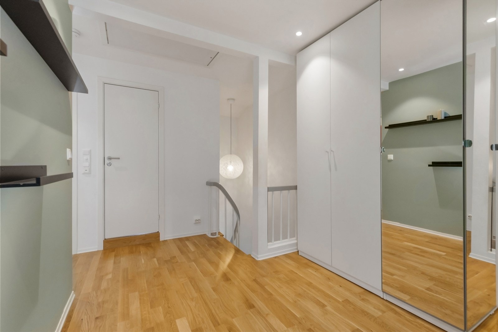 Gang 2.etg. Galleribilde