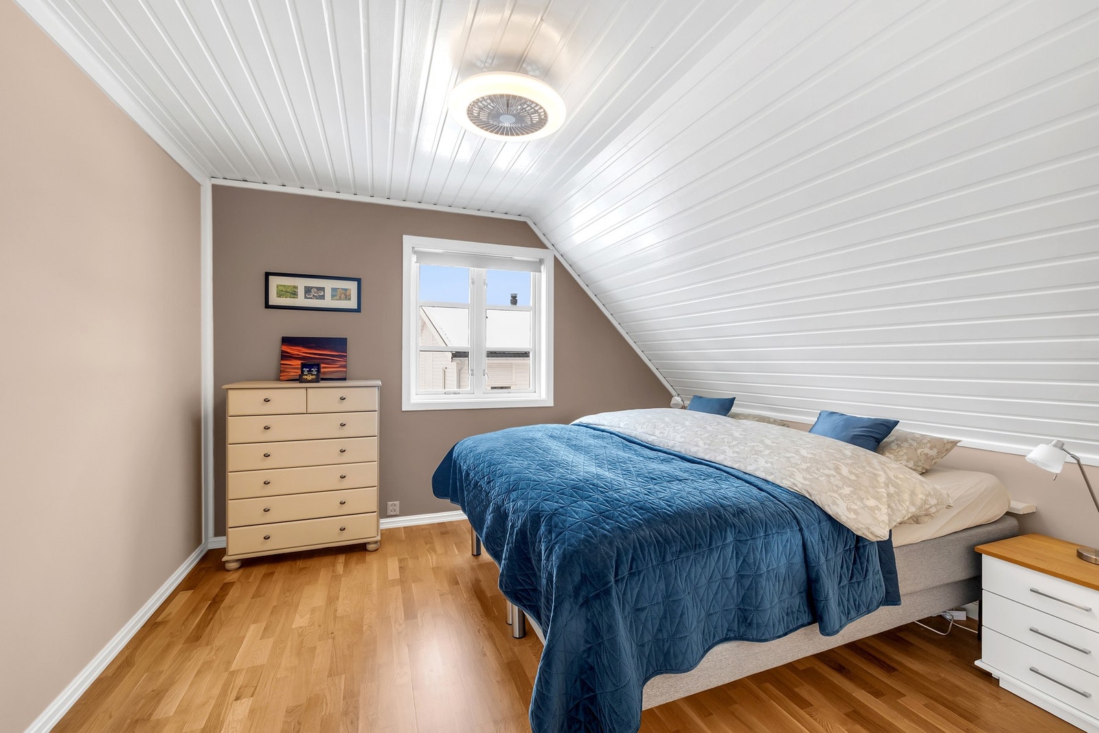 Soverom 1 er av god størrelse. Galleribilde