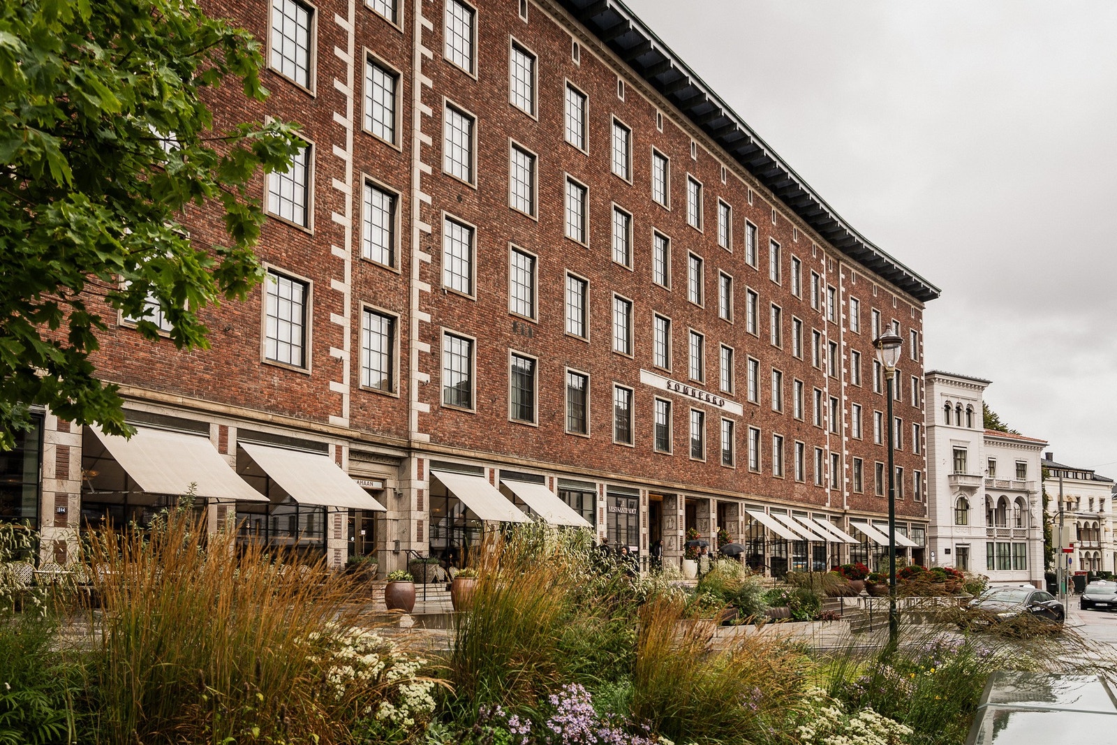 Staycation, spa, middager eller cocktails? Nabolagshotellet Sommerro ligger i tøffelavstand fra din egen ytterdør. Galleribilde