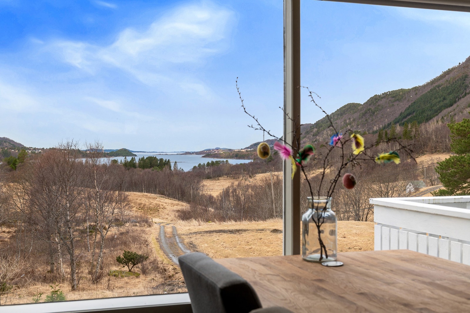 Utsikt fra stuevindu Galleribilde