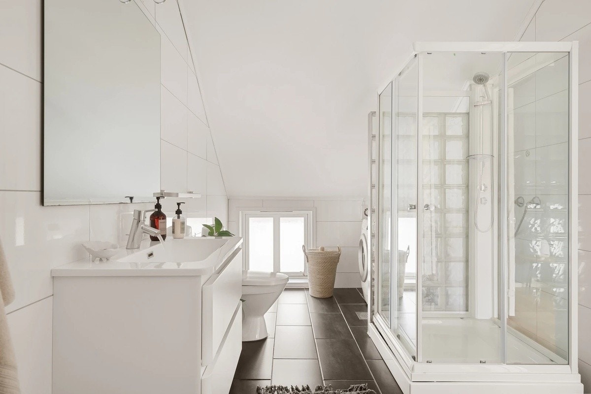 Lyst og moderne bad Galleribilde