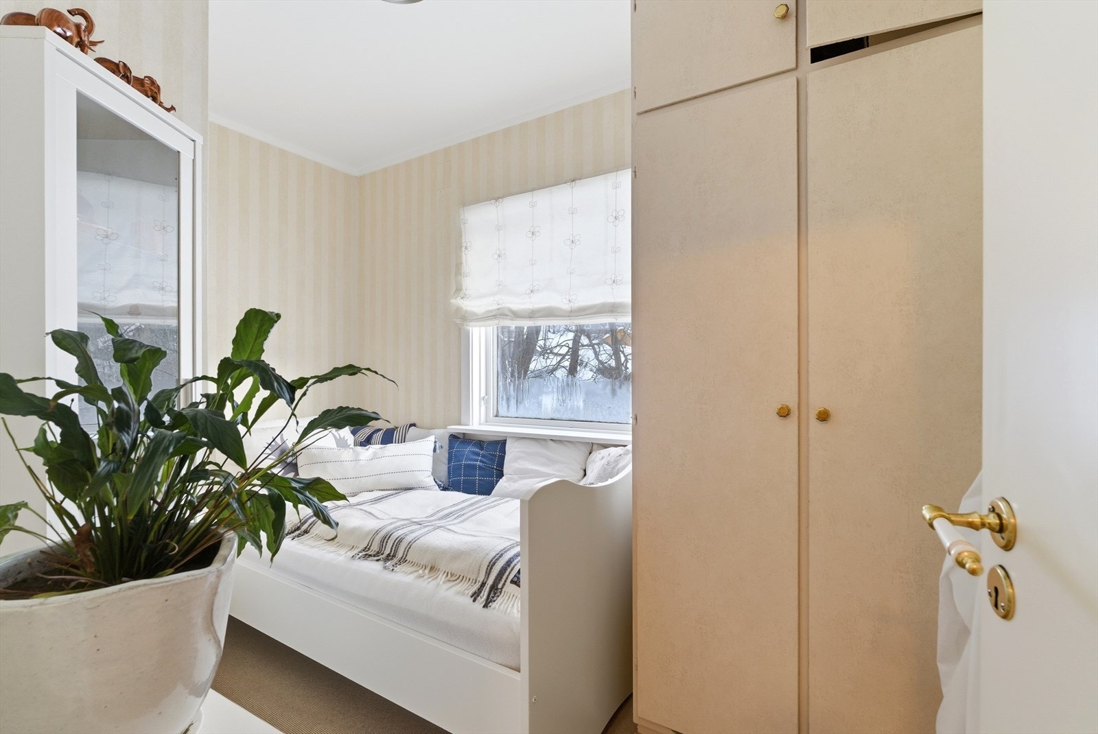 Soverom 2/3. Galleribilde