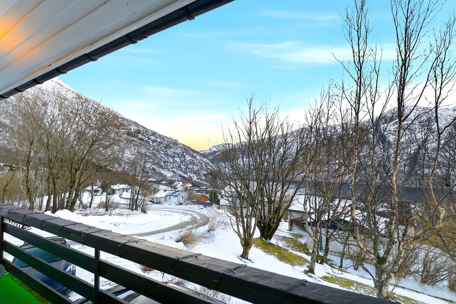 Balkong. Gode sol og lysforhold Galleribilde