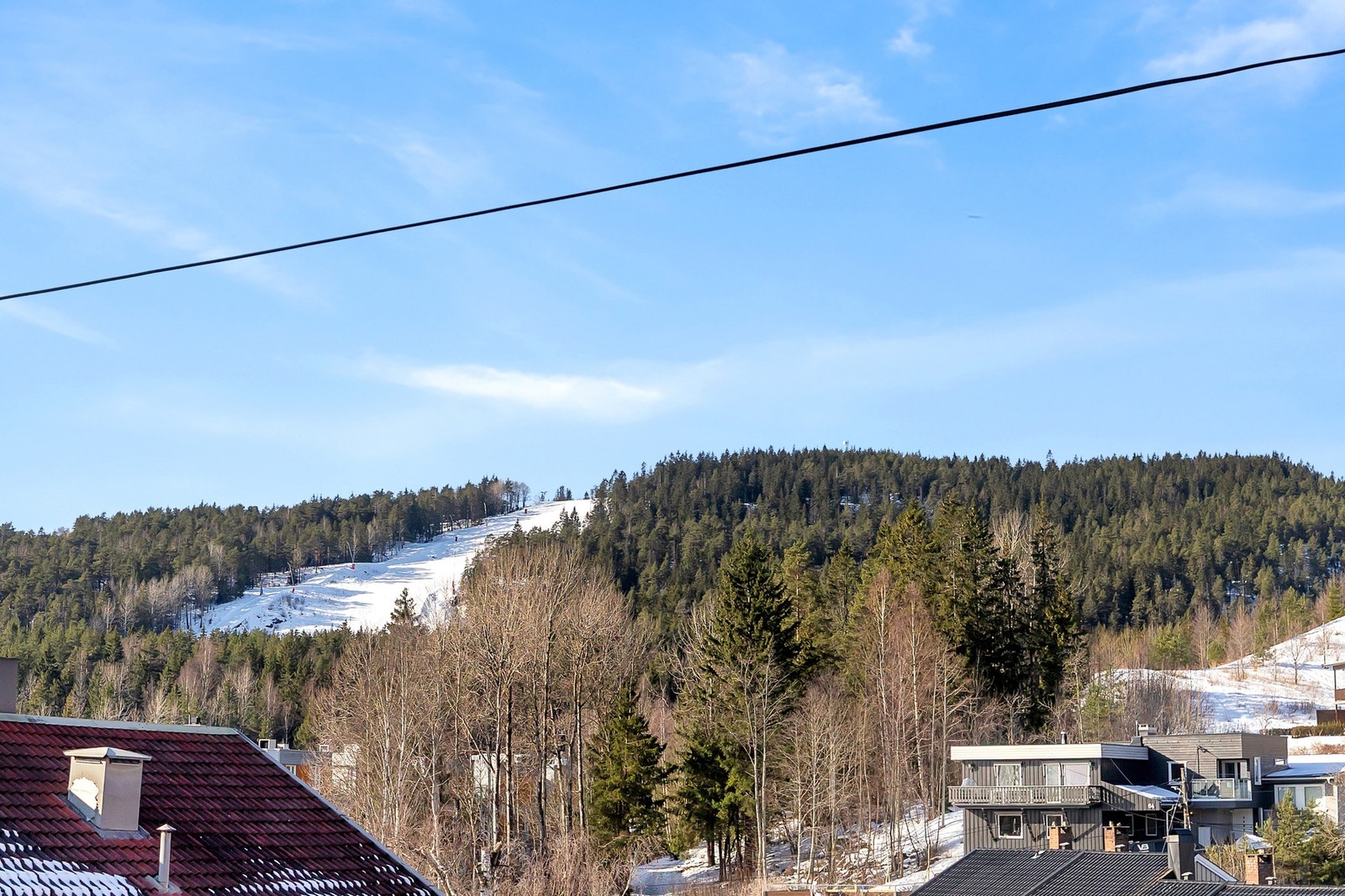 Fra balkongen er det fint utsyn mot Lillomarka og Grefsenkleiva Galleribilde