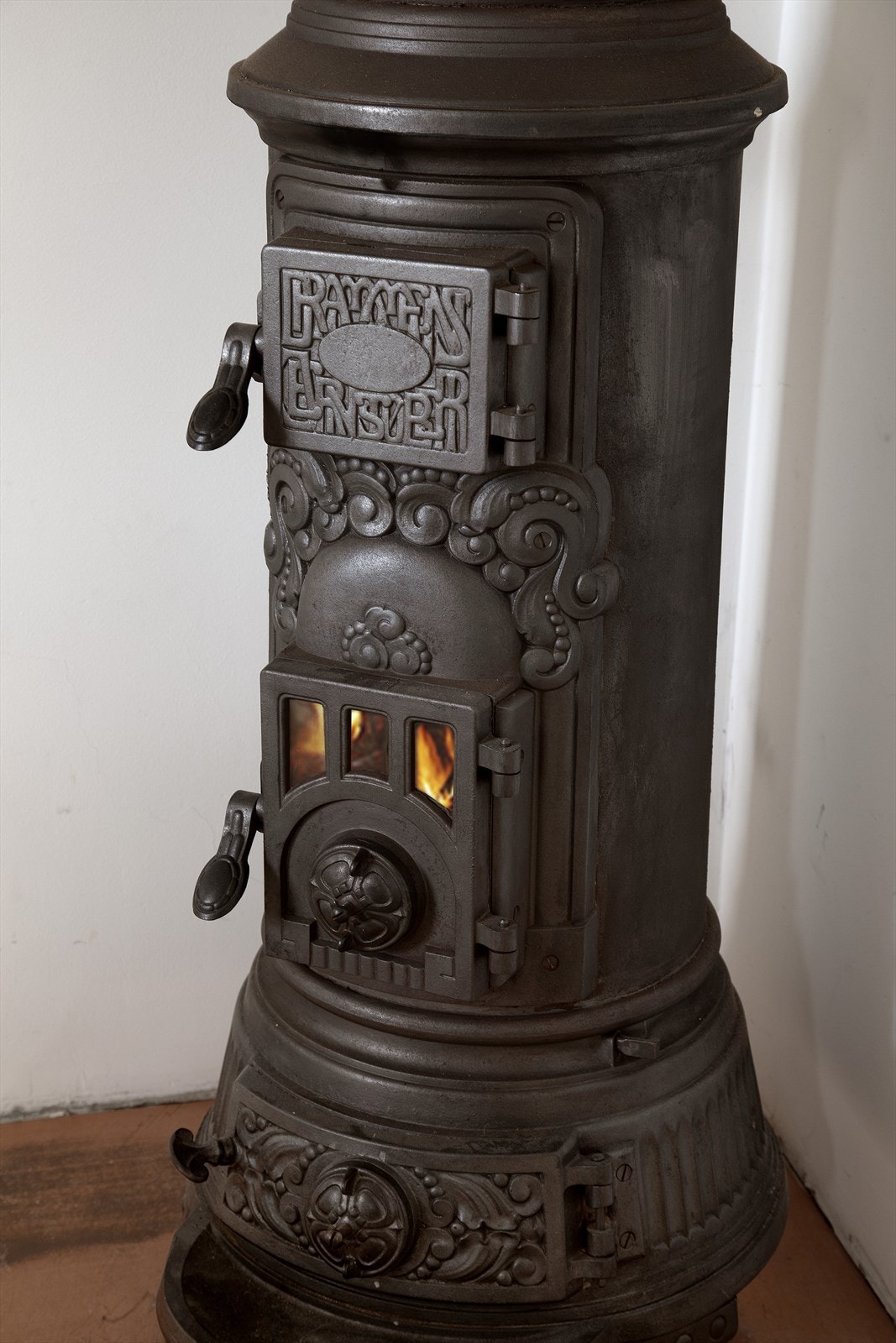 Lekker vedovn fra Drammens Jernstøberi Galleribilde