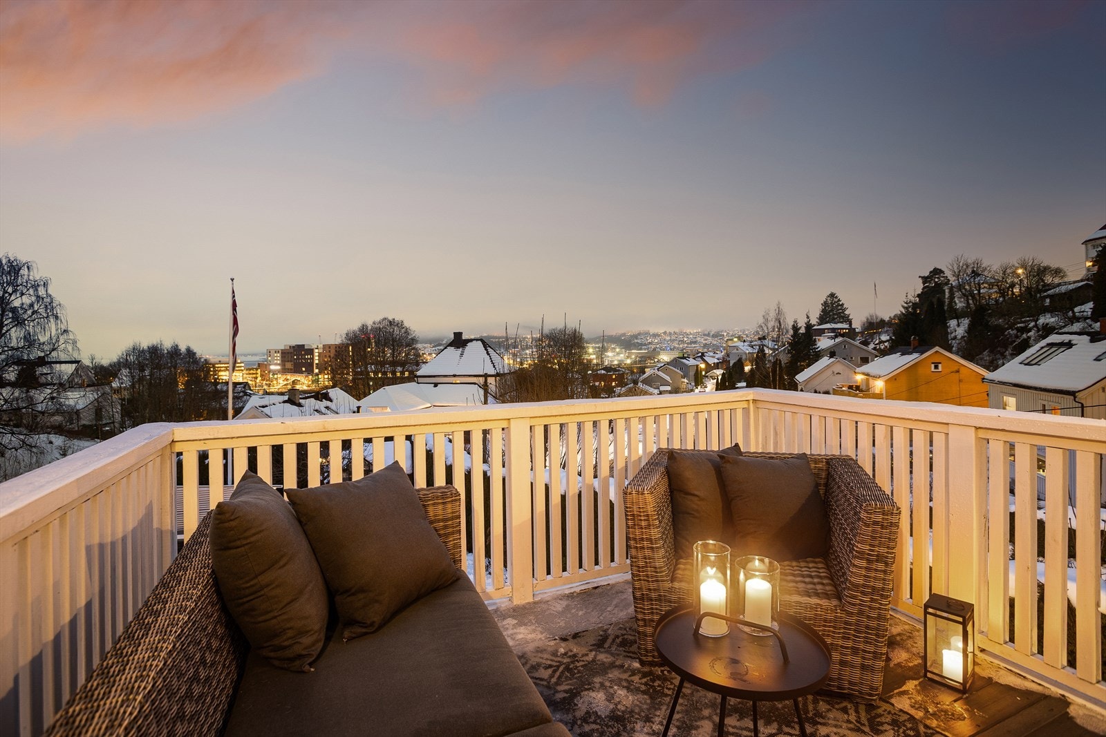 Adkomst til balkong fra gangen Galleribilde