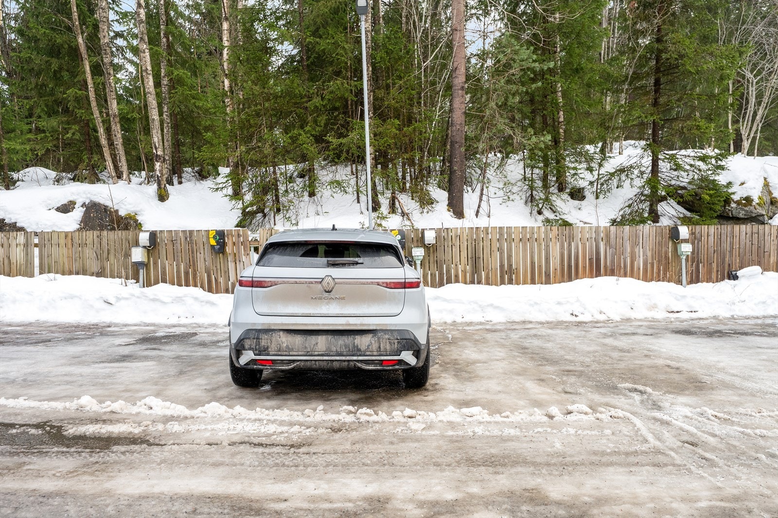 Leiligheten disponerer en fast parkeringsplass. Galleribilde