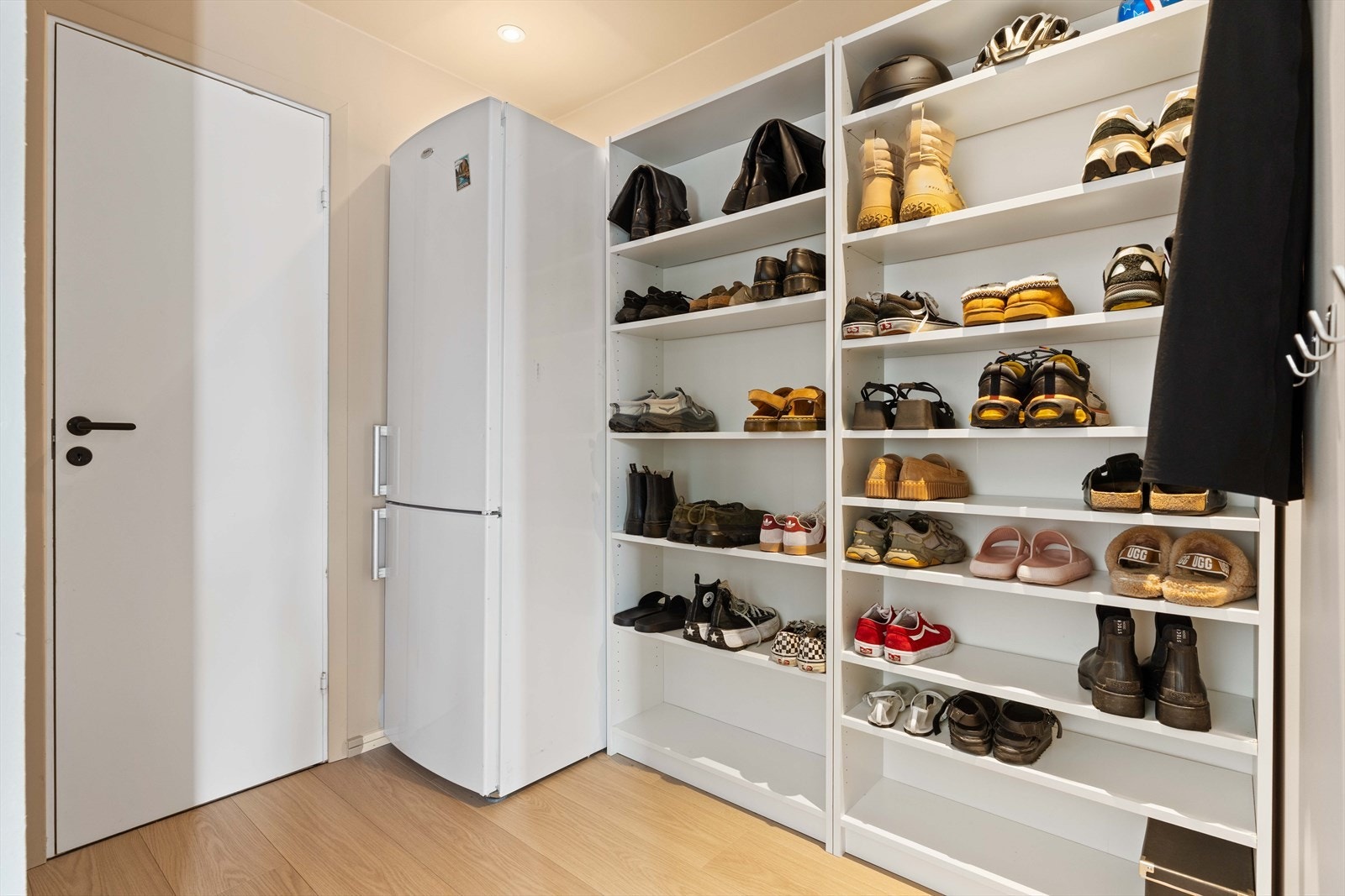 Praktisk gang/kommunikasjon i 1. etasje Galleribilde